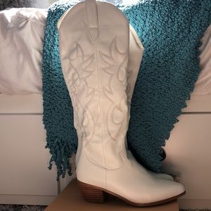 Billini Urson White Cowboy Boots